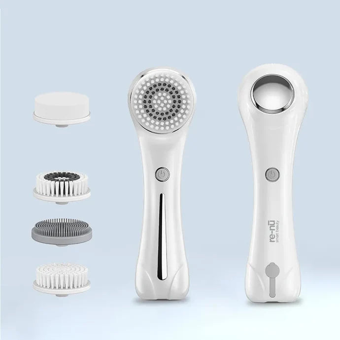 Rotating brush head of PureSpin device designed for deep pore cleansing