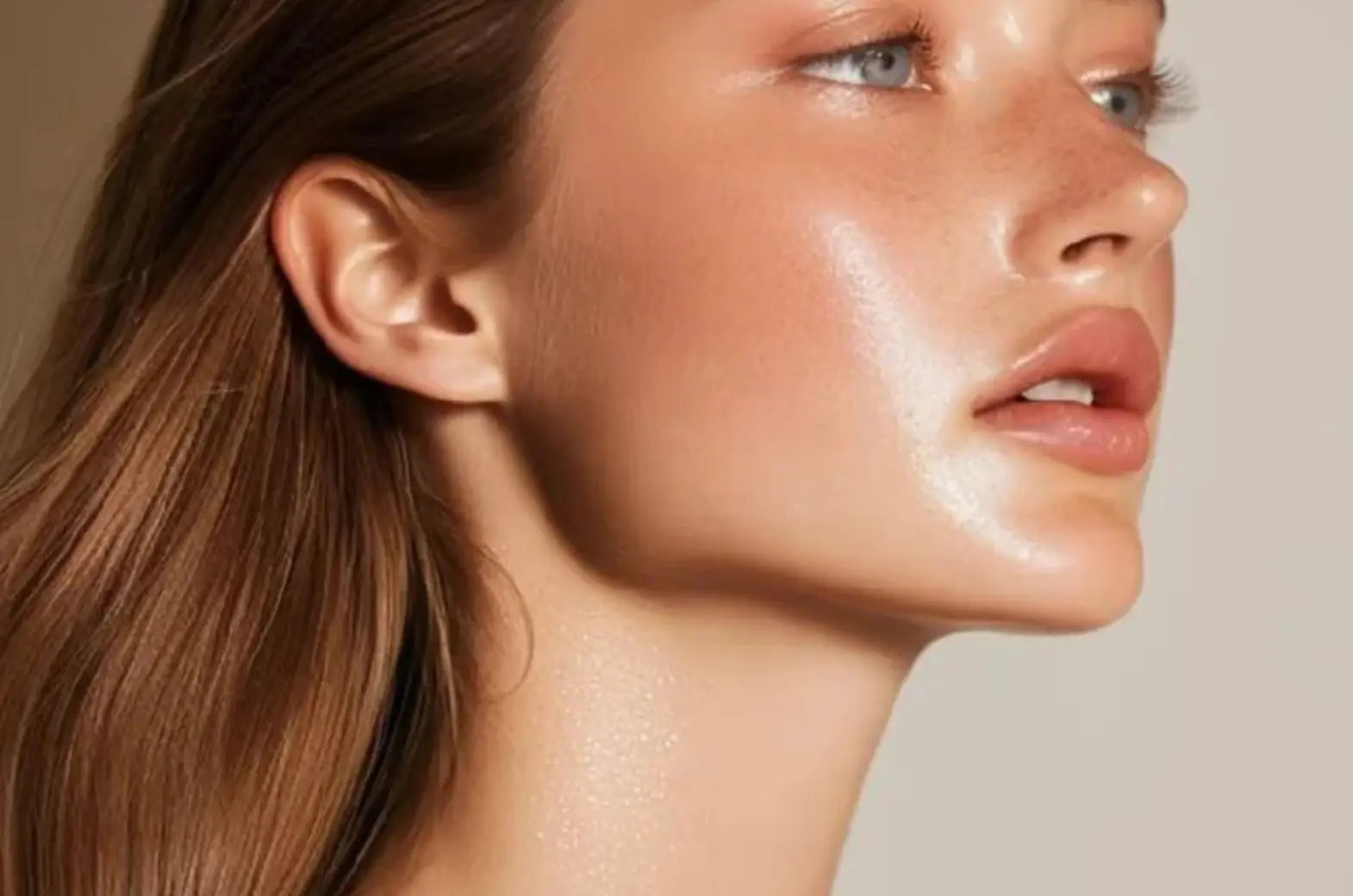 The Top 5 Tech Features to Look for in a Facial Cleansing Brush