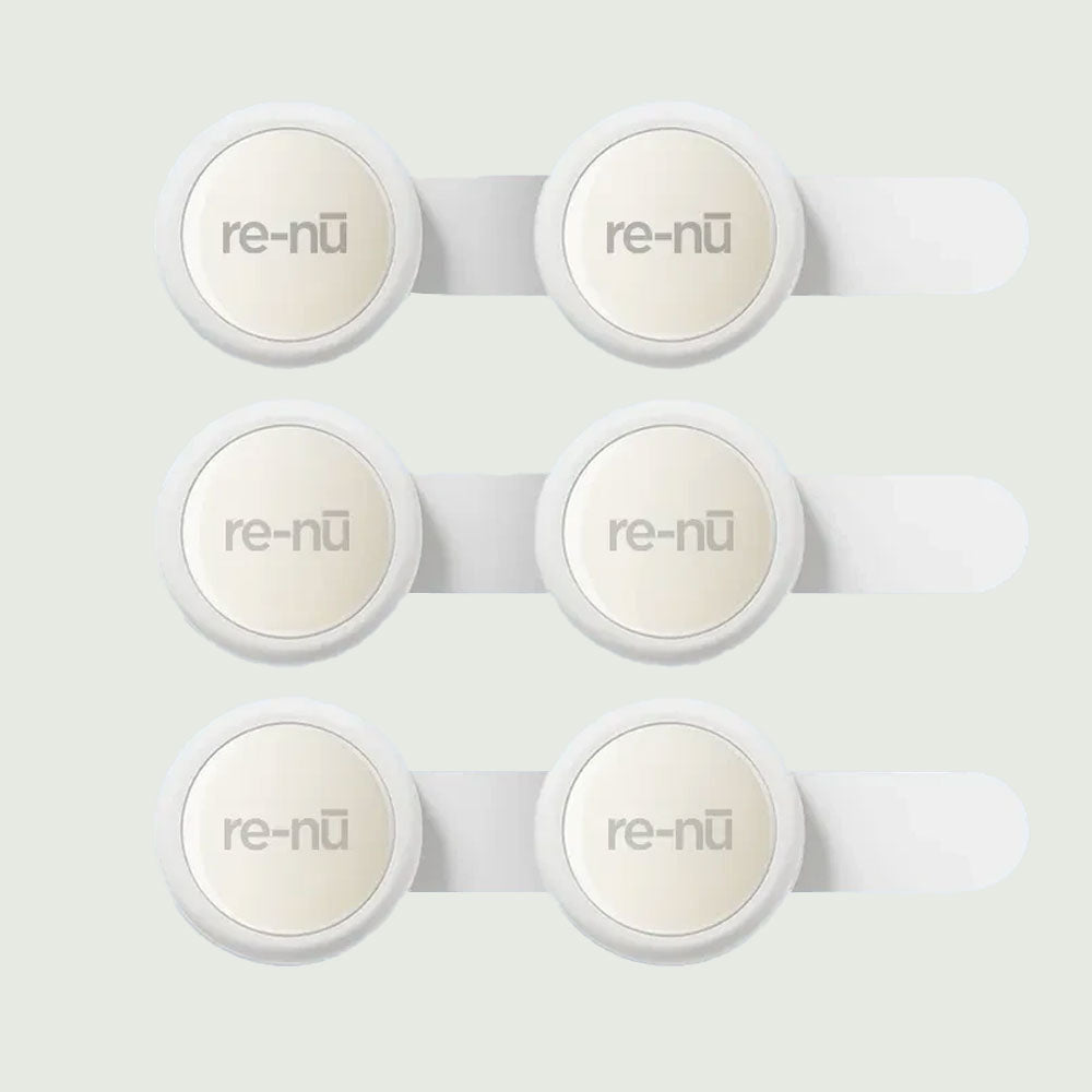 Set of six re-nu GlowUp Acne LED Patches, featuring the easy-to-use adhesive application tabs.